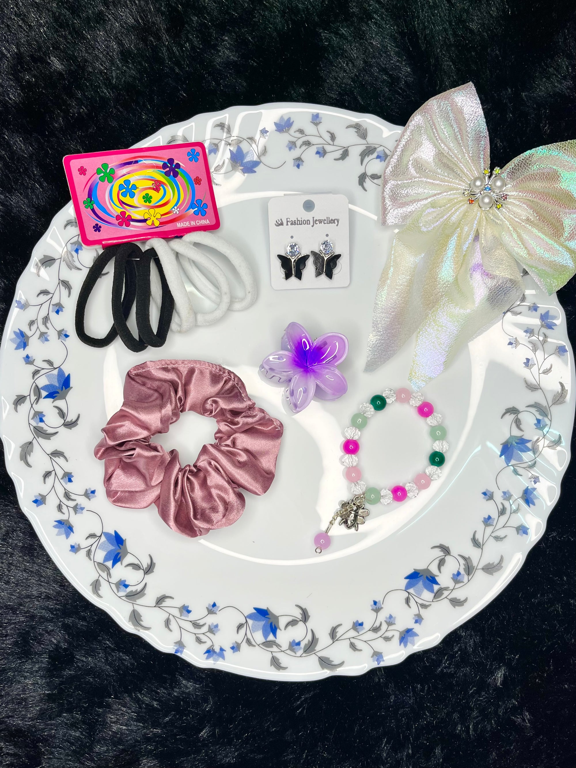 The "Surprise Sparkle" Value Gift Set