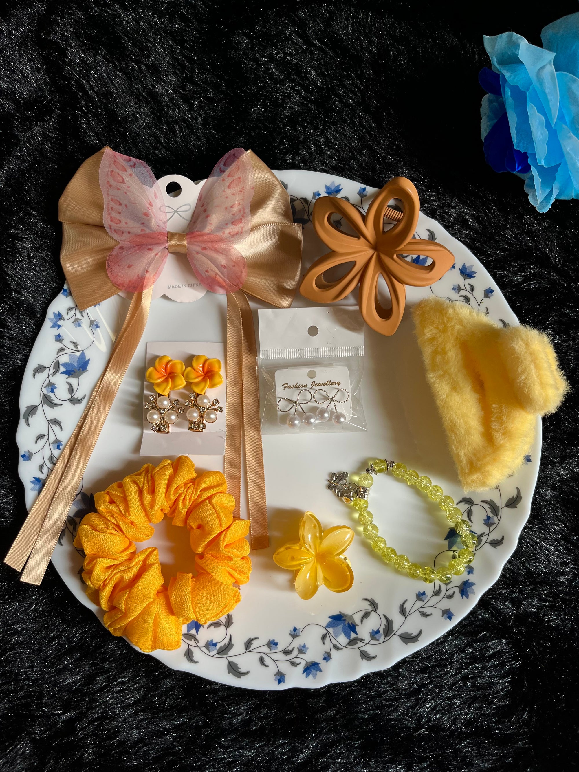 Little Sunshine Combo Box