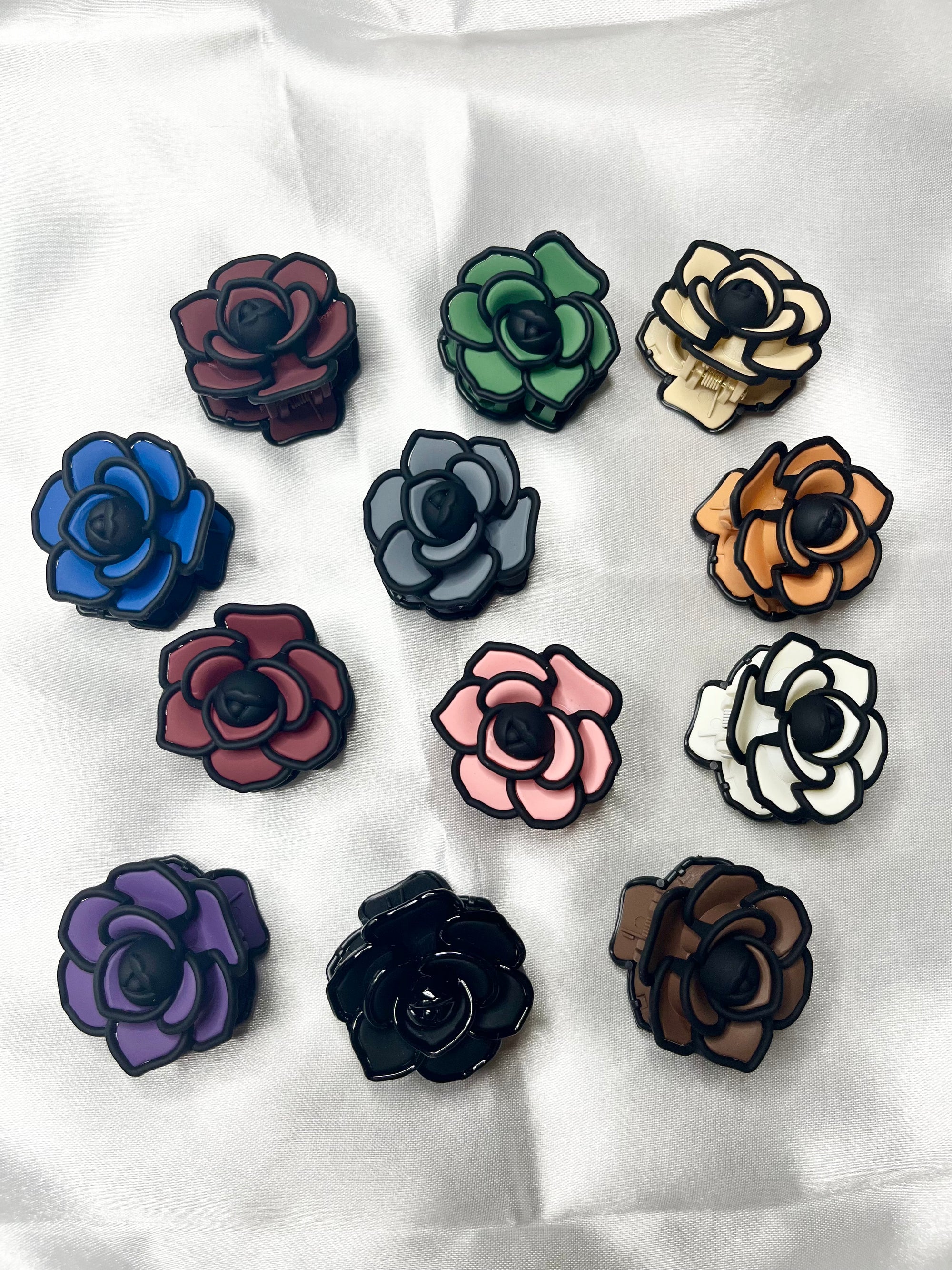 Pack of 2 @ ₹39 - Rose Flower Hair Claw Clips