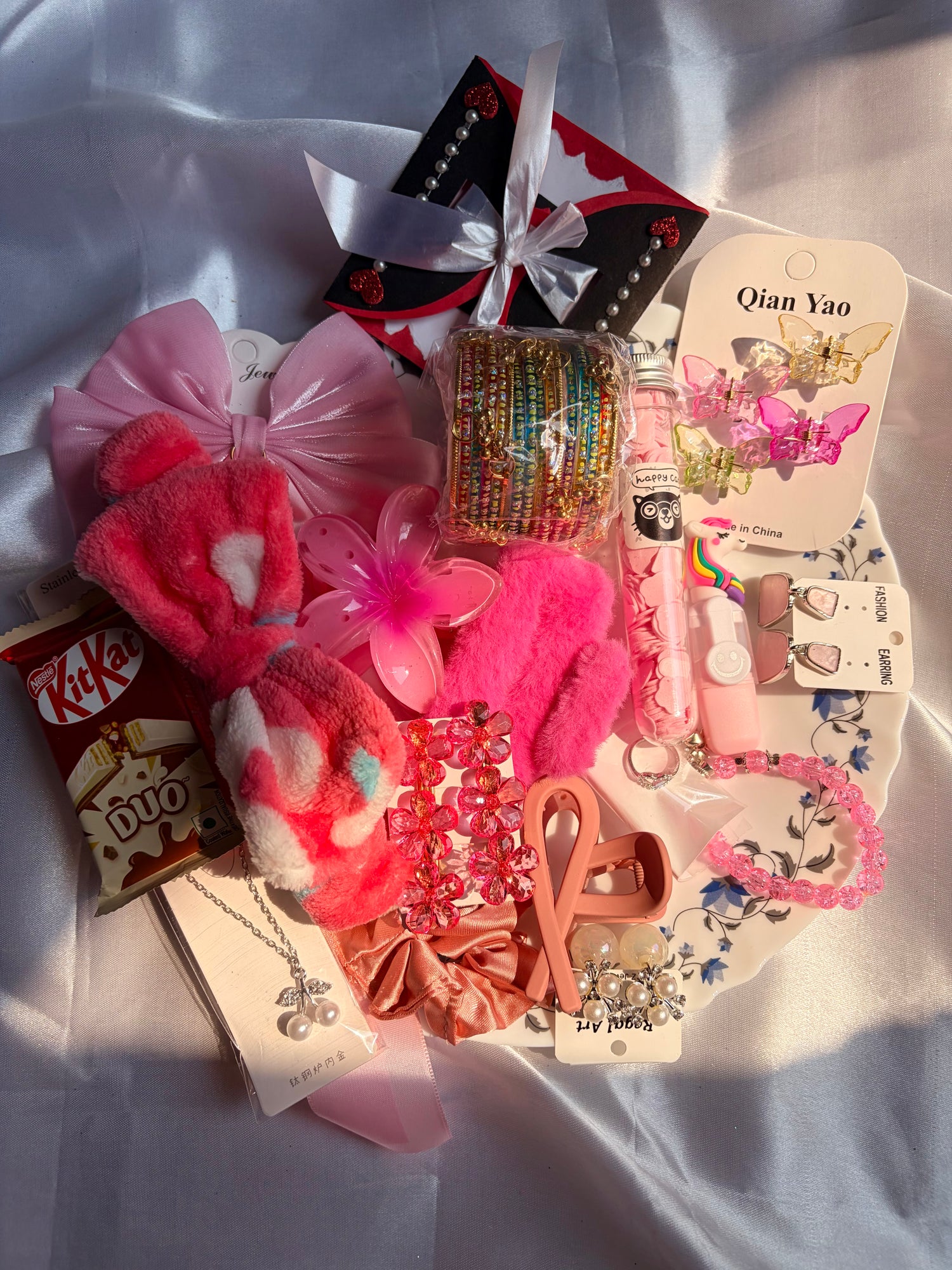 18 Gifts for 18th Birthday – Ultimate Surprise Gift Box