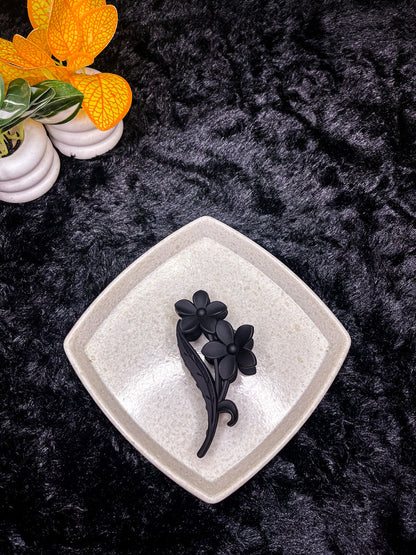 Matte Floral Stem Hair Claw Clip - Liwitan