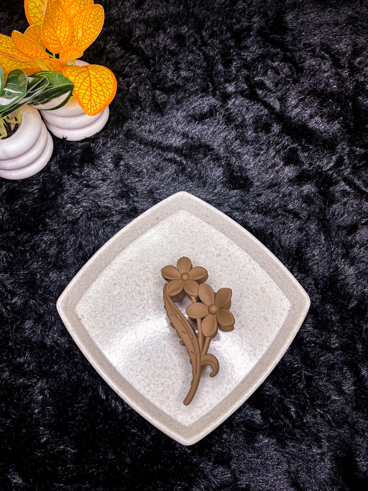 Matte Floral Stem Hair Claw Clip - Liwitan
