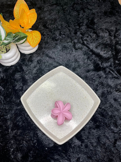 Matte Flower Hair Claw Clip - Liwitan