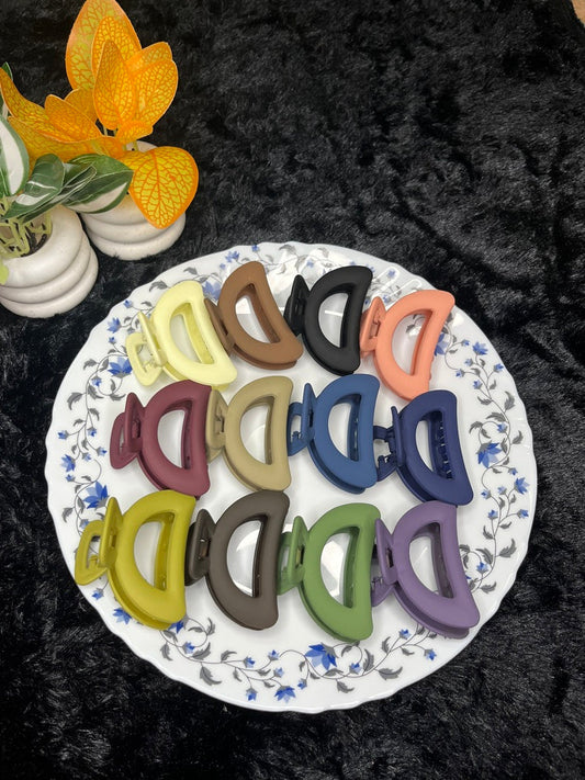Matte Half-Moon Hair Claw Clip - Liwitan