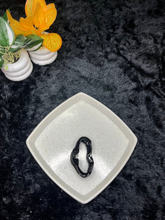 Glossy Irregular Shape Hair Claw Clip - Liwitan