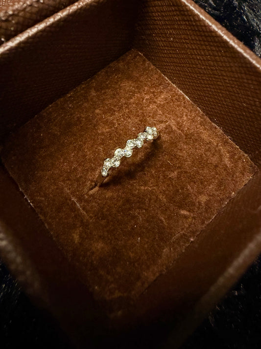 Elegant Crystal Wave Ring for Women