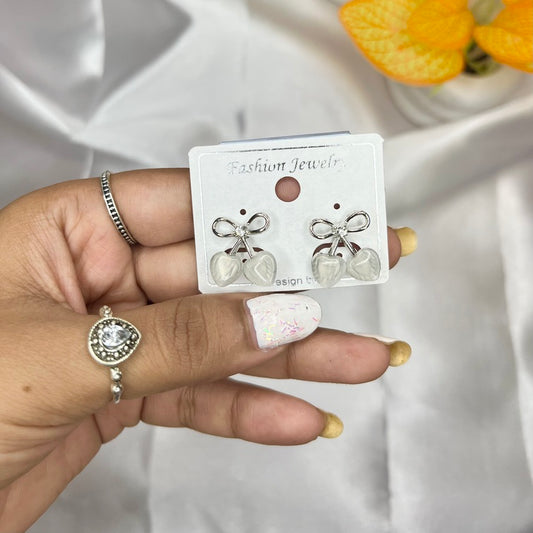 Bow and Heart Drop Earrings - Liwitan