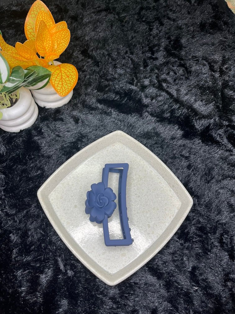 Matte Rectangle Flower Large Hair Claw - Liwitan