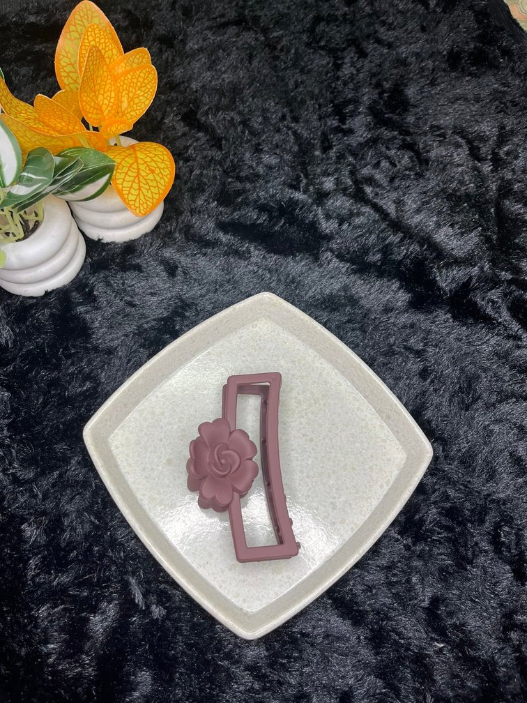 Matte Rectangle Flower Large Hair Claw - Liwitan
