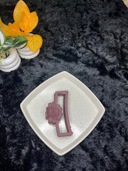 Matte Rectangle Flower Large Hair Claw - Liwitan