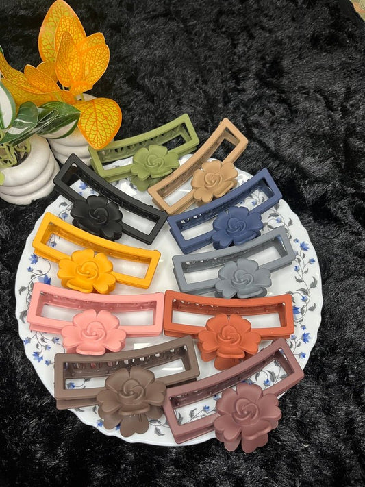 Matte Rectangle Flower Large Hair Claw - Liwitan